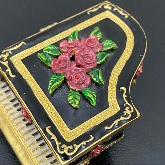 ⚜️CR⚜️Marked Black Grand Piano Enameled Trinket Box - Picture 5 of 15